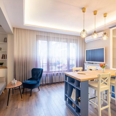 Designer & Cozy 2Bd Flat With A Parking In The City Center By Flat Mаnager Sofia Buitenkant foto