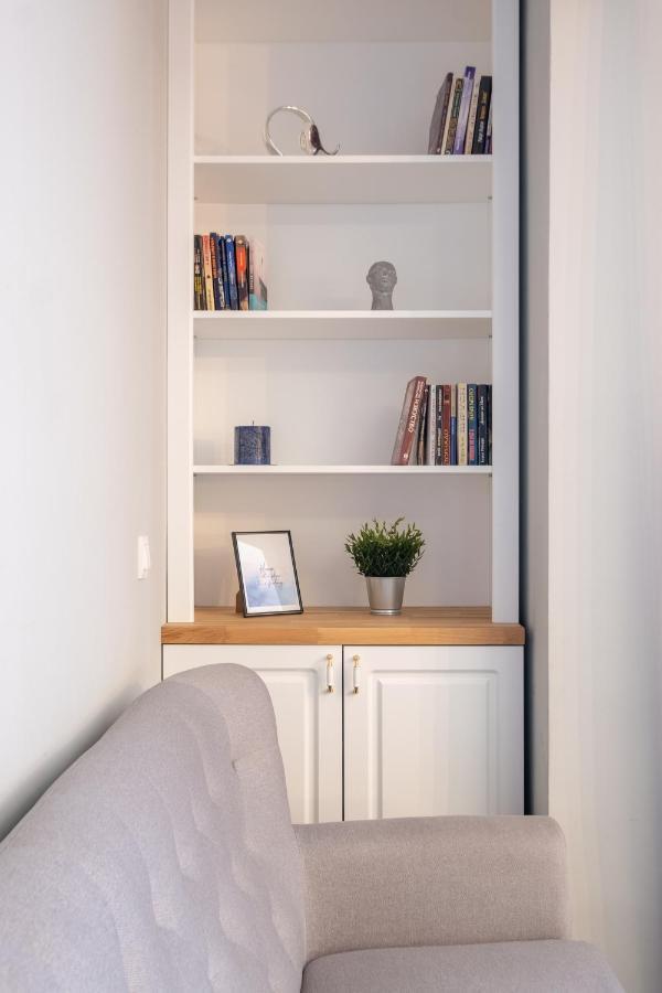 Designer & Cozy 2Bd Flat With A Parking In The City Center By Flat Mаnager Sofia Buitenkant foto