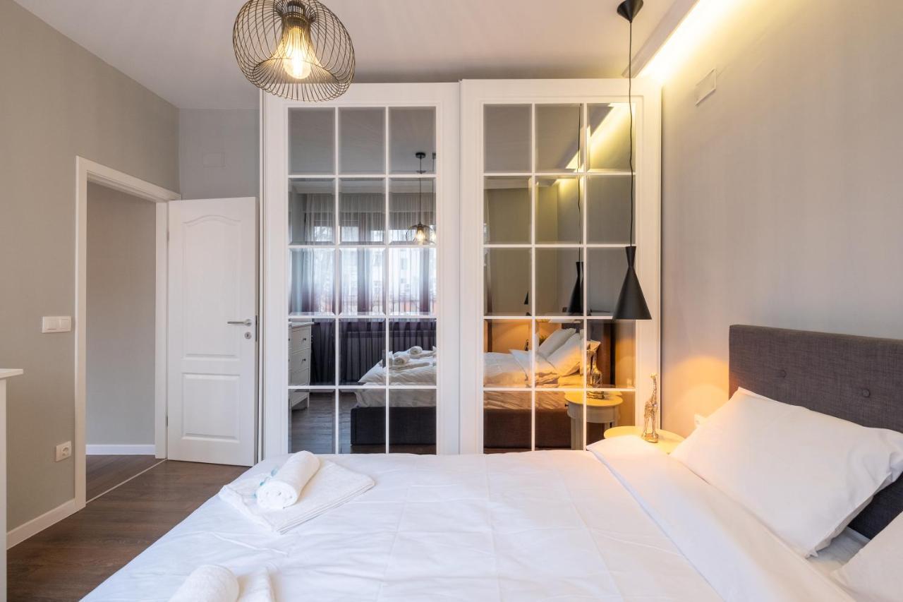 Designer & Cozy 2Bd Flat With A Parking In The City Center By Flat Mаnager Sofia Buitenkant foto